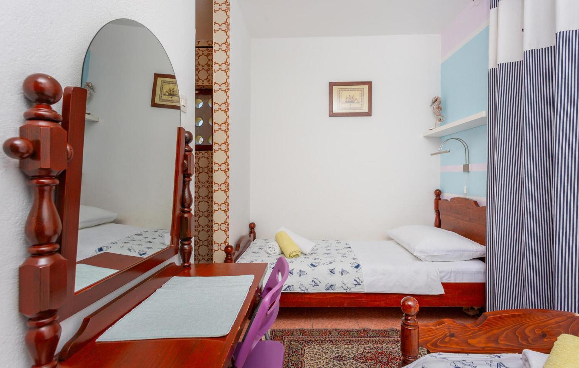 3 Bedroom Stunning Apartment In Krk Krk Town Bagian luar foto