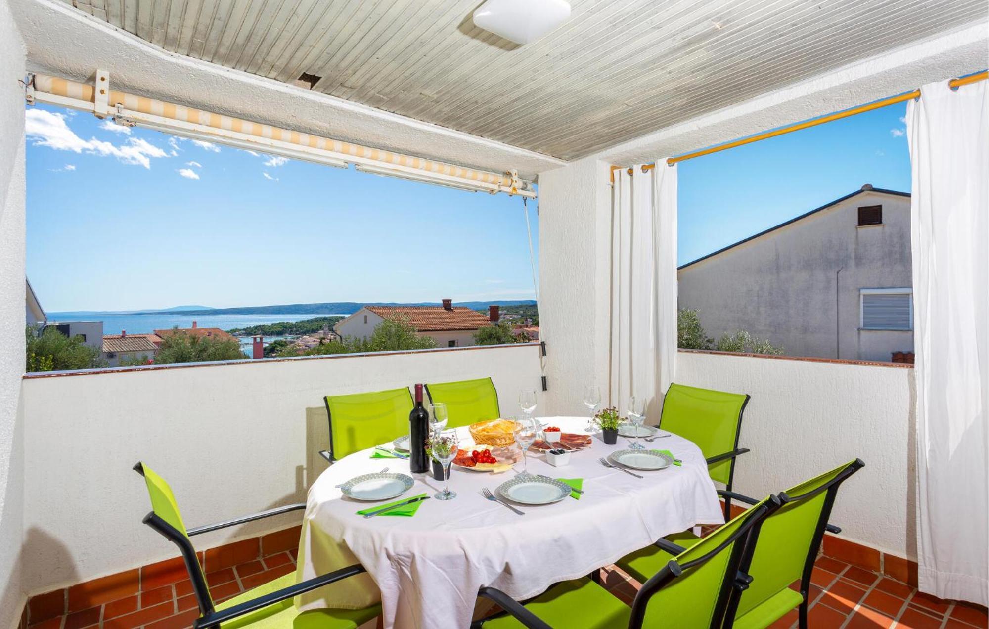 3 Bedroom Stunning Apartment In Krk Krk Town Bagian luar foto